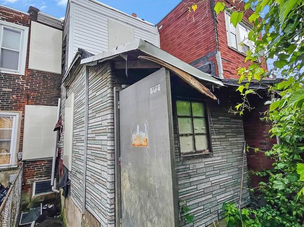 1837 W Juniata Street, Philadelphia PA 19140
