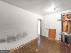 1837 W Juniata Street, Philadelphia PA 19140