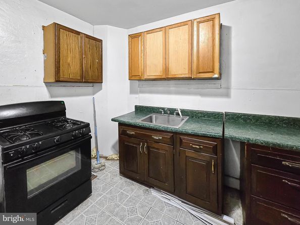 1837 W Juniata Street, Philadelphia PA 19140
