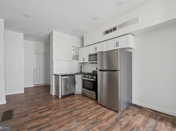 2214 N Cleveland Street, Philadelphia PA 19132