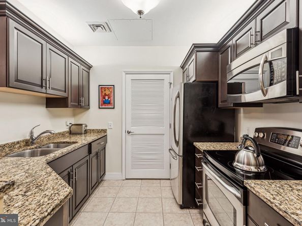 1600 Arch Street 1111, Philadelphia PA 19103
