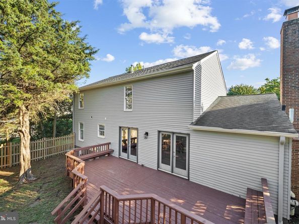 400 Gary Court, Sterling VA 20164