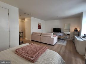 219 S 18TH Street 703, Philadelphia PA 19103