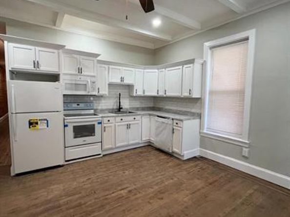 853 Wynnewood Road, Philadelphia PA 19151