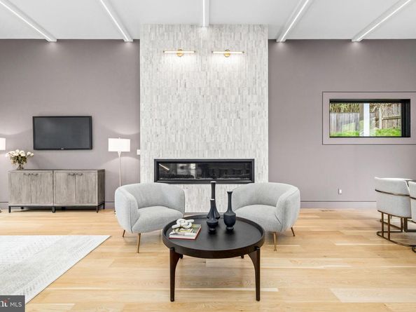 3554 Military Road, Arlington VA 22207