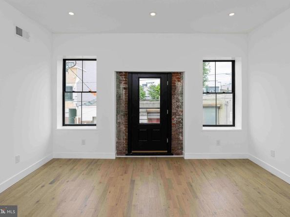 2313 E Hazzard Street, Philadelphia PA 19125