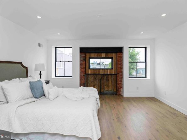 2313 E Hazzard Street, Philadelphia PA 19125