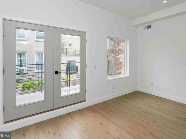 2313 E Hazzard Street, Philadelphia PA 19125