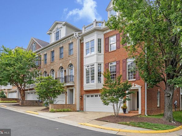 7740 Legere Court 35, Mclean VA 22102