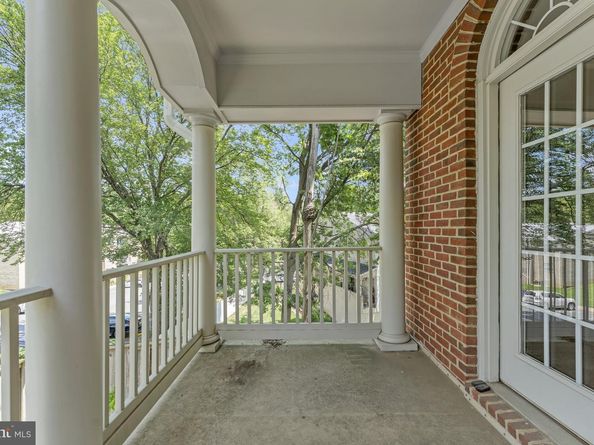 7740 Legere Court 35, Mclean VA 22102
