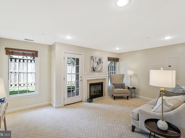 7740 Legere Court 35, Mclean VA 22102