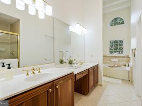 7740 Legere Court 35, Mclean VA 22102