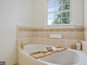 7740 Legere Court 35, Mclean VA 22102