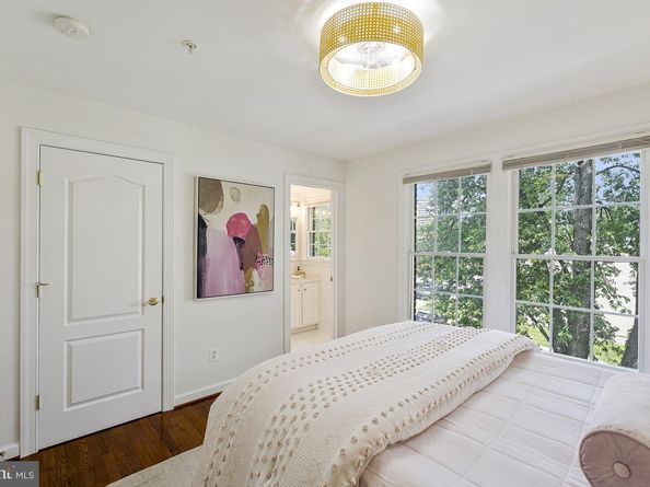 7740 Legere Court 35, Mclean VA 22102