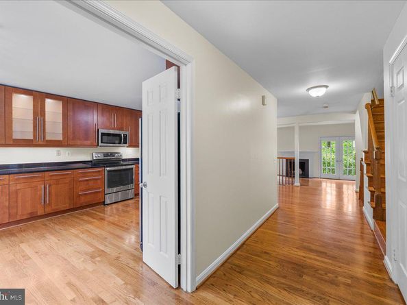 4516 4TH Road N, Arlington VA 22203
