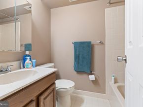1206 Barry Court, Southampton PA 18966
