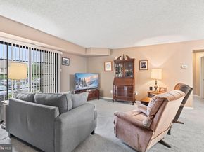 1206 Barry Court, Southampton PA 18966