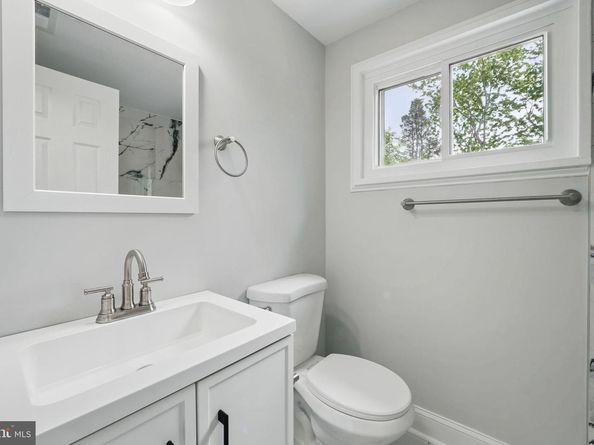 505 N Naylor Street, Alexandria VA 22304
