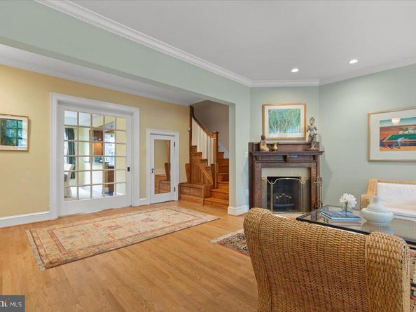 2816 27TH Street NW, Washington DC 20008