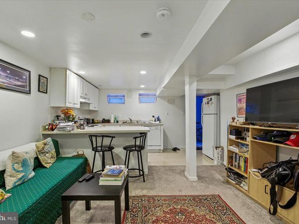 2816 27TH Street NW, Washington DC 20008