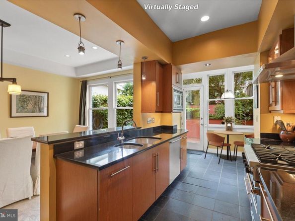 2816 27TH Street NW, Washington DC 20008