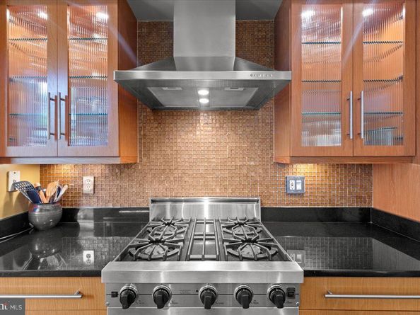 2816 27TH Street NW, Washington DC 20008