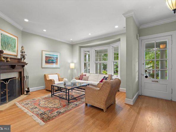 2816 27TH Street NW, Washington DC 20008