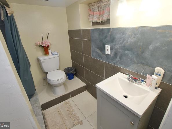 4425 E Howell Street, Philadelphia PA 19135