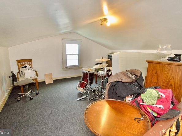 4425 E Howell Street, Philadelphia PA 19135