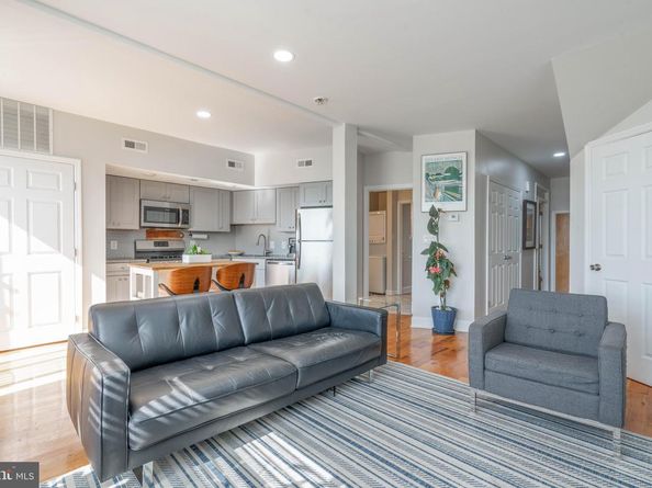 311 N Front Street, Philadelphia PA 19106