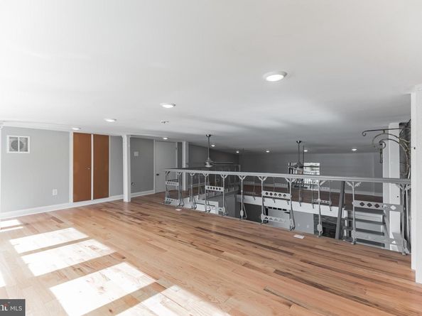 311 N Front Street, Philadelphia PA 19106