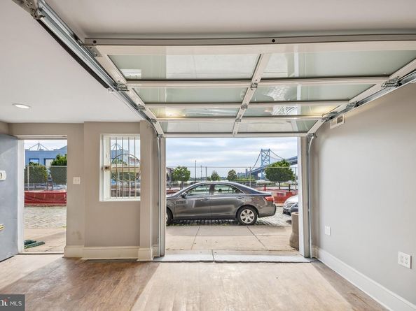 311 N Front Street, Philadelphia PA 19106