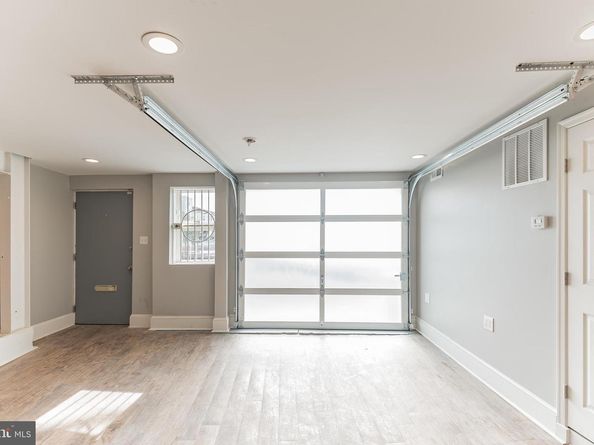 311 N Front Street, Philadelphia PA 19106