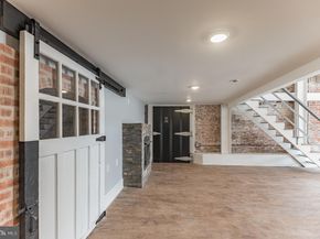 311 N Front Street, Philadelphia PA 19106