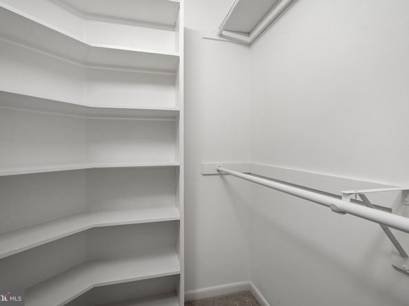 1281 Wedgewood Manor Way, Reston VA 20194