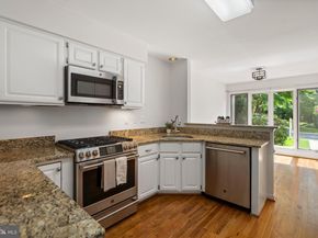 1281 Wedgewood Manor Way, Reston VA 20194