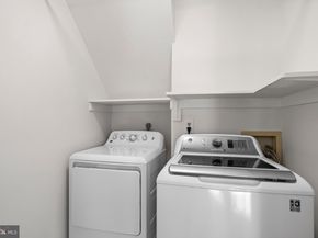 1281 Wedgewood Manor Way, Reston VA 20194