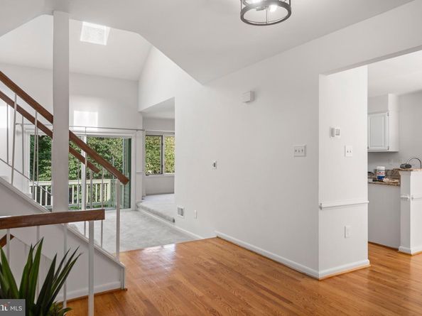 1281 Wedgewood Manor Way, Reston VA 20194