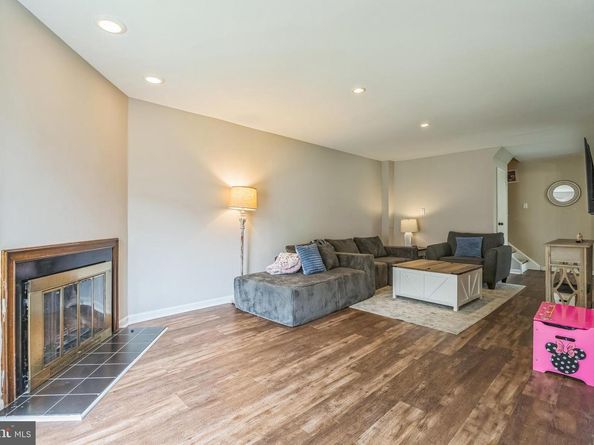 9001 Ridge Avenue 31, Philadelphia PA 19128