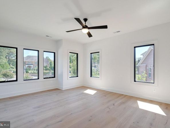 5225 Little Falls Road, Arlington VA 22207