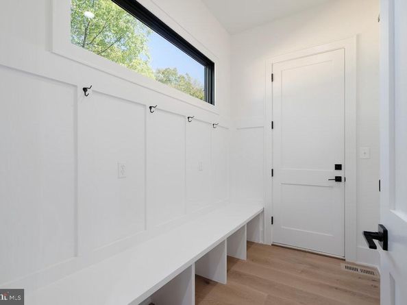 5225 Little Falls Road, Arlington VA 22207
