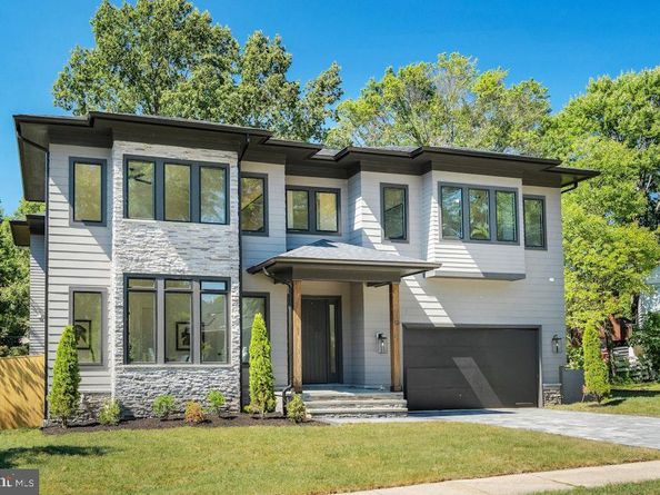 5225 Little Falls Road, Arlington VA 22207