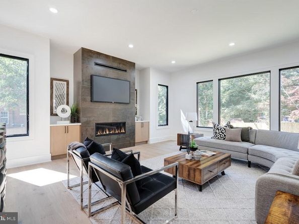 5225 Little Falls Road, Arlington VA 22207