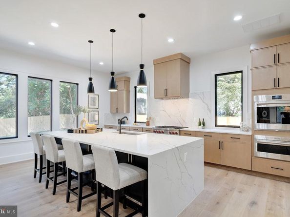 5225 Little Falls Road, Arlington VA 22207