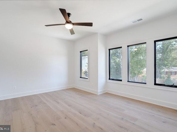 5225 Little Falls Road, Arlington VA 22207
