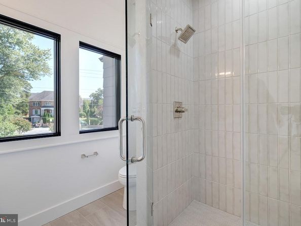 5225 Little Falls Road, Arlington VA 22207