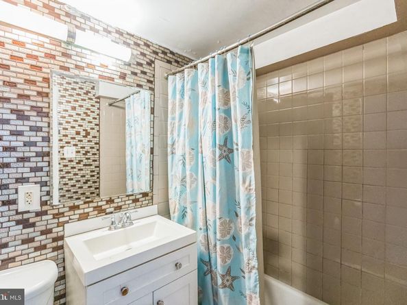 3902 14TH Street NW 116, Washington DC 20011