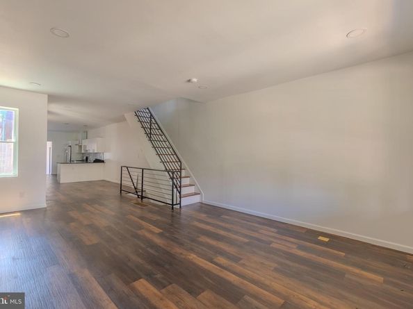 5512 Locust Street, Philadelphia PA 19139