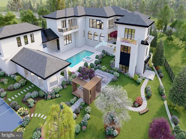 1112 Balls Hill Road, Mclean VA 22101
