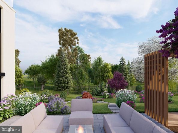 1112 Balls Hill Road, Mclean VA 22101
